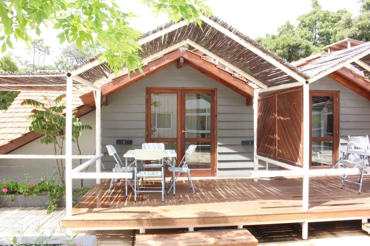 Cumelo Carilo Aparthotel Exterior photo